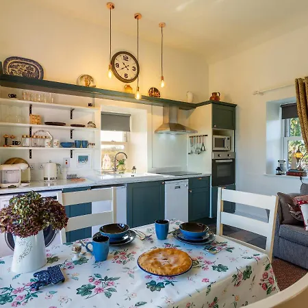 Holiday home Bendan's *